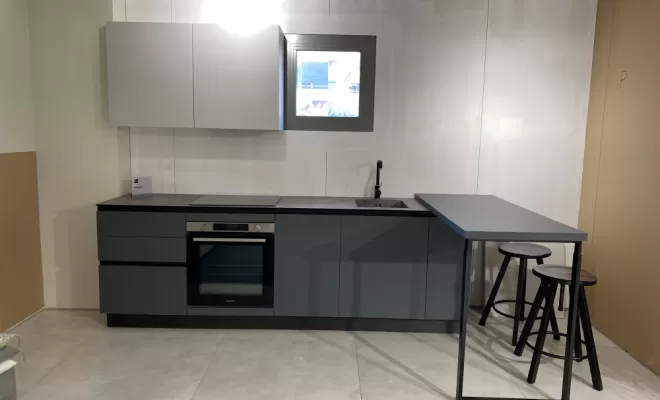 Cuisine en bois sur mesure, Vence, Cocon d’Ébène