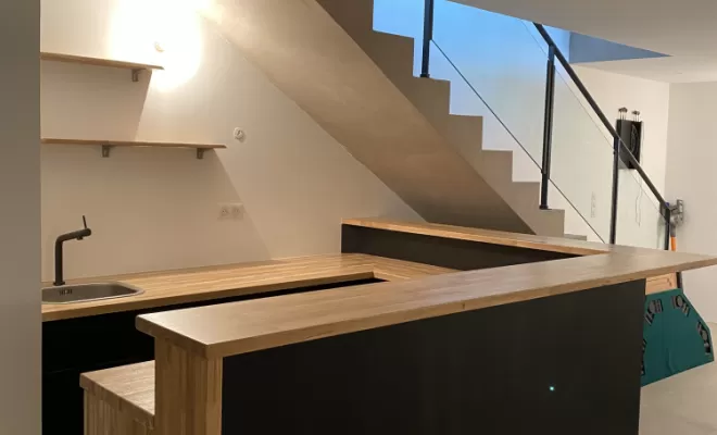 Cuisine en bois sur mesure, Vence, Cocon d’Ébène